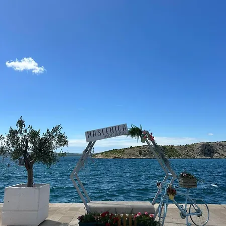 Riva Apartamento Jasenice (Zadar)